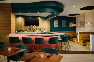 The DEXTRO Little Italy, BW Premier Collection - 8