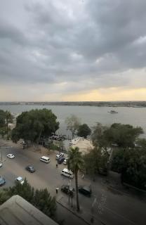 شقة رائعة بإطلالة على النيل استثنائية - 0