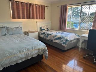 Granadilla st 超大间2张床走路到公交站商场G2 - 0