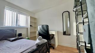 Liverpool Huntscross Home from Home Sleeps 4 Free Parking Pass the Keys - 6