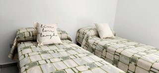 Alojamiento Mavic - Amueblados Comahue - 1