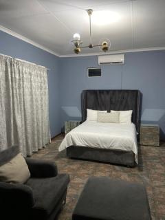 Castle Ridgeview guesthouse - 6
