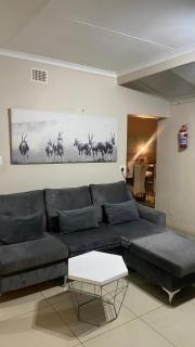 Castle Ridgeview guesthouse - 4