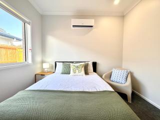 Hillcrest Retreat - Cozy Studio with Private Entry - 8