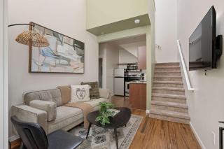 Upscale NW Portland Lofts - Modern Walkable Central - 6