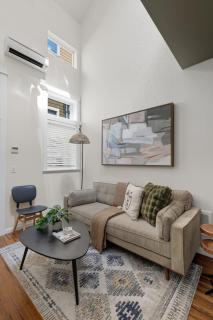 Upscale NW Portland Lofts - Modern Walkable Central - 7