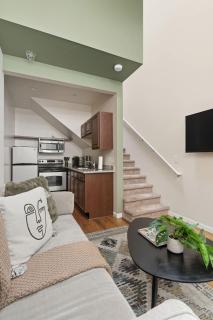 Upscale NW Portland Lofts - Modern Walkable Central - 4