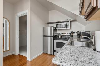 Trendy NW Portland Getaway - Walk to Dining & Bars - Portland - 1