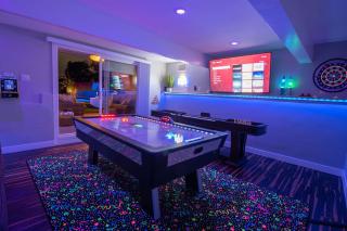 Stunning Paradise Villa: Pool–Game Room–WOW - 8