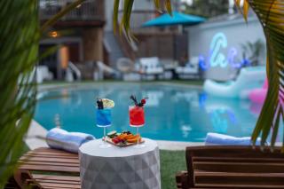 Stunning Paradise Villa: Pool–Game Room–WOW - 3