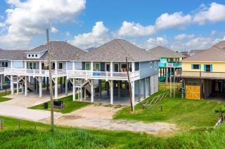 Deja Blue 2 home - 9