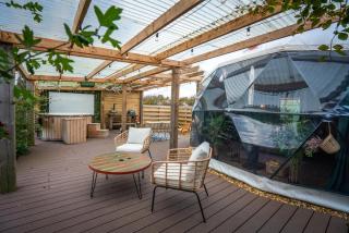 Coorie Retreats Luxury Geo Domes and Cabins with Private Hot Tubs Cinema Firepit Spa and More - 9