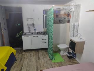 Favela Suite Quartos Camas Quitinetes para Rapazes Alto Vidigal - 5