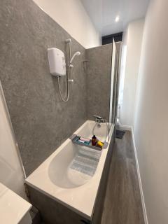 Modern 2 bedroom apartment - 5