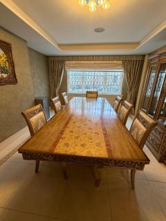 The Elegant Hyde Park Residence - 2