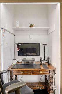 Live the Mission Valencia Vibe! Stylish Apartment, Steps from Top Spot - 6