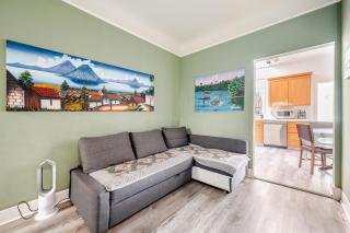 Live the Mission Valencia Vibe! Stylish Apartment, Steps from Top Spot - 7