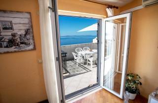 Apartments by the sea Rat, Omis - 10014 - 6