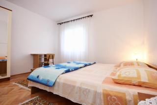 Apartments by the sea Vinisce, Trogir - 10006 - 5