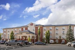 Best Western Plus Red Deer Inn & Suite - 1