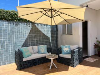 Pé na areia à 50m da Praia com Piscina, Churrasqueira, 5 quartos e 3 Vg de garagem, - 5