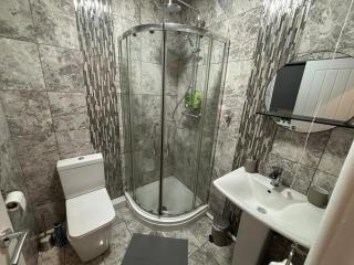 Stylish Studio Apartment in the heart of Cardiff - 3