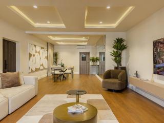Stylish 3-Bedroom Apartment in Oniru Vi - 0