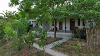 Rasta Homestay Ekas Bay -  - 0