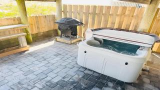 5 Bedroom Of In The Crest With Hot Tub - 1