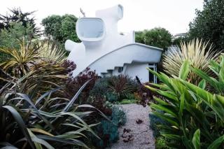 Unique Sculptured House with Private Beach Access - 3