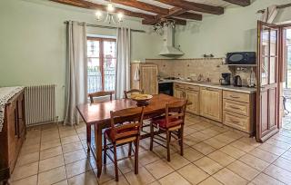 Beautiful Home In Château-La-Vallière - 7