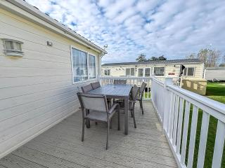 Stunning Lodge With Decking At Manor Park Near Hunstanton Beach Ref 23066W - 3