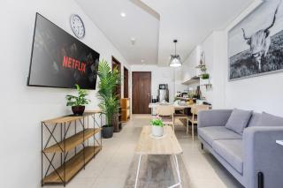 Dominiks spacious classic family VIP 1 Bedroom Tambuli Balcony Pool Beach - 2