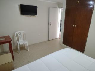 Claudia House Hz - 4