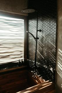 The Iggy Hotel Seseh Loft 7 Sauna Ice Bath - 9