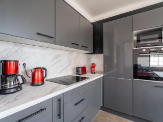 Maison rénovée pour 8 pers avec terrasse près des plages et activités - FR-1-50-141 - 1