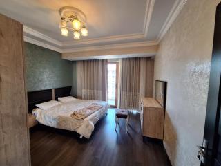 Azura Park Resident - 7