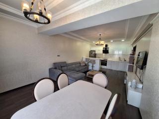 Azura Park Resident - 6