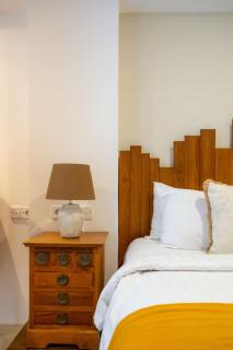 Stylish Tropical Villa 2 Br , Canggu , 400m To Finn Beach - 5