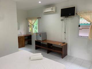 Baan Phuean Koh Kood - 8