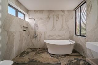 Maya Villa - Premier Modern Pool Villa - 2