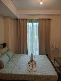 Singian's Condominium - 1