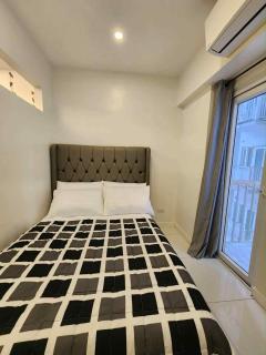 1 BR Unit Tomas Morato - 7