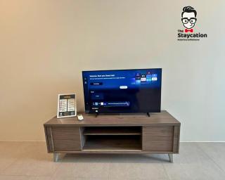 Staycation Homestay 77 D'Millenia near UNIMAS - 3