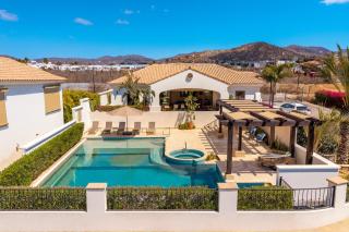 Modern Villa in Cabo Private Jacuzzi - 0
