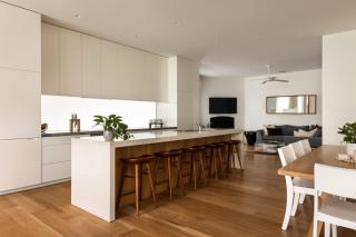 Alpha Luxe - Pet Friendly Luxury Home and Heated Pool - 7