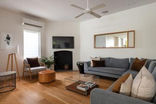 Alpha Luxe - Pet Friendly Luxury Home and Heated Pool - 5