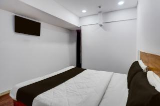 Hotel O RTO Office Surat Formerly Krishna Rooms - 5