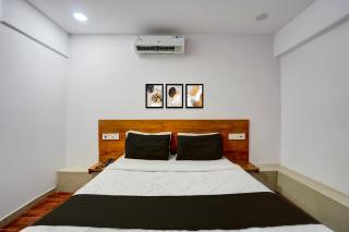 Hotel O RTO Office Surat Formerly Krishna Rooms - 1