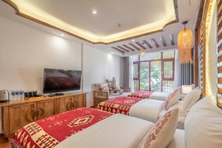 Floral Hotel Lijiang Old Town Xinjingjingju Boutique Inn - 2